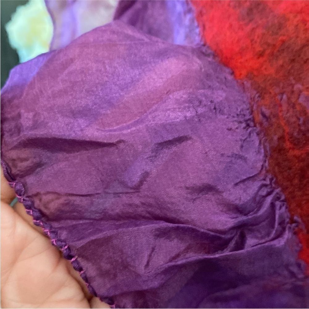 Pomegranate Elegant Red And Purple Wool Silk Scarf View 5